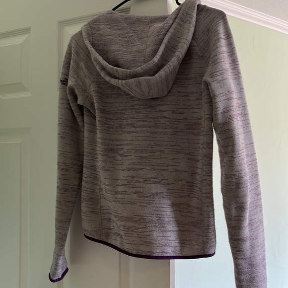 North Face Women‘s Fleece Hoodie Size S - Picture 4 of 4